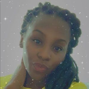 Meet your Posher, Johneshia